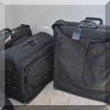 Z19. Luggage, inlcuding Tumi bag. 